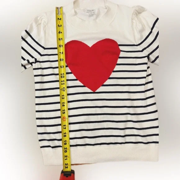 J. Crew Women's Small Puff-Sleeve Heart Sweater Ivory Navy Stripe EUC - Picture 8 of 8